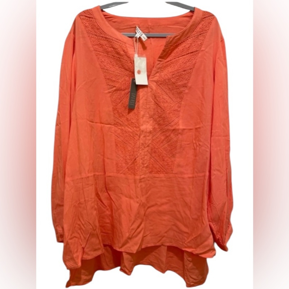 NWT Spense 3X long sleeve v-neck cantaloupe blouse with an embroidered design